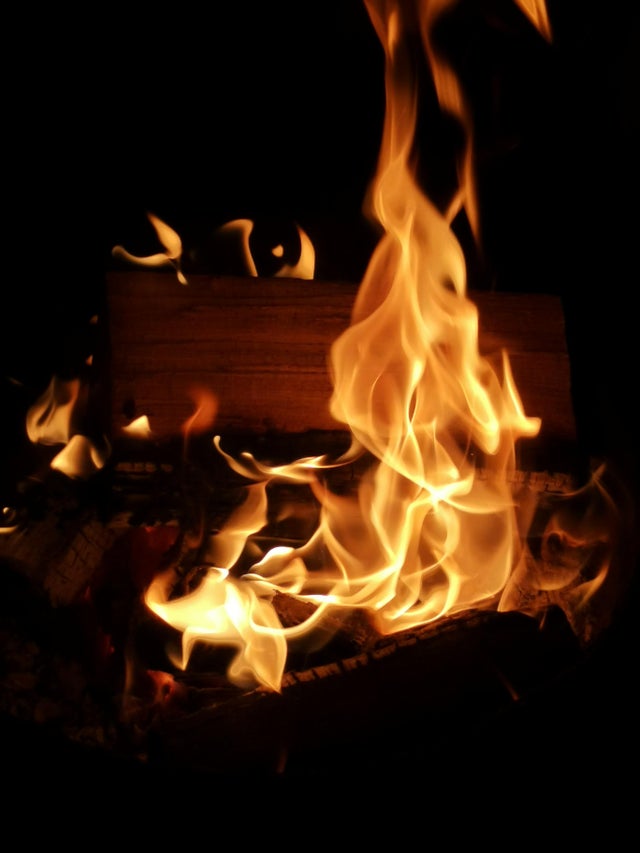 You Need to Know The Difference Between Tinder and Kindling (Plus, Some